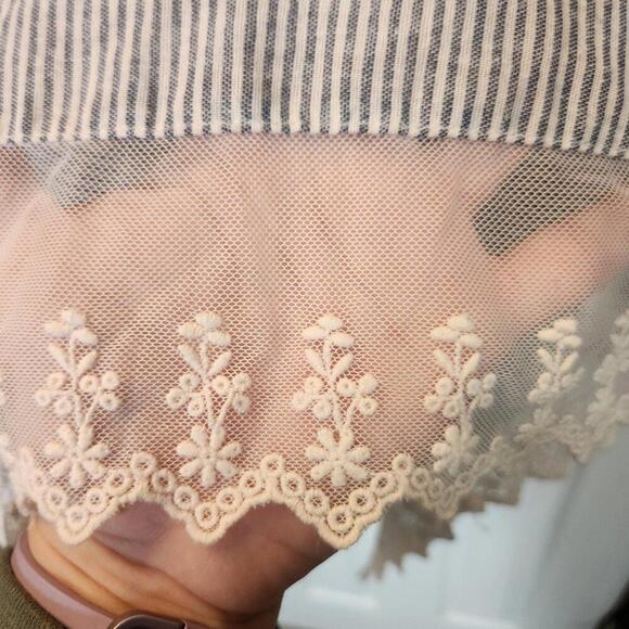 Umgee USA Women's Layered Sweater Top with Lace Trim- Small - Picture 7 of 9